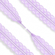 Lacci delle scarpe trendy in pizzo con cuore viola