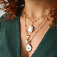 Set di ispirazione Crea bigiotteria alla moda con i nuovi pendenti di perle d'acqua dolce