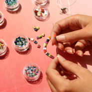 Set di ispirazione Crea gioielli colorati con le nostre nuove perline Miyuki mix 