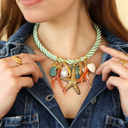 Set di ispirazione Crea collane e braccialetti di tendenza con il cordino alla moda intrecciato