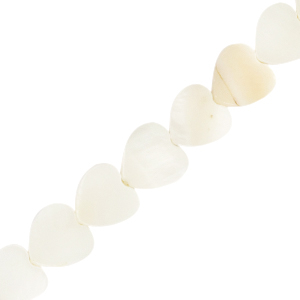 Perline di conchiglia cuore bianco