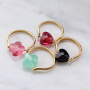 Questi fantastici braccialetti li puoi creare con le nuovissime perline sfaccettate fashion: