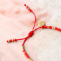 Mettiti all&rsquo;opera con le mini nappine per realizzare divertenti e colorati braccialetti e cavigliere! 