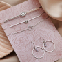 Ecco come creare bellissimi orecchini e bracciali