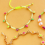 Crea gioielli con articoli neon di tendenza