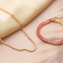 Bellissimi braccialetti pronti da indossare e collane da abbinare