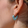 Mix & match con collana e orecchini con perline sfaccettate