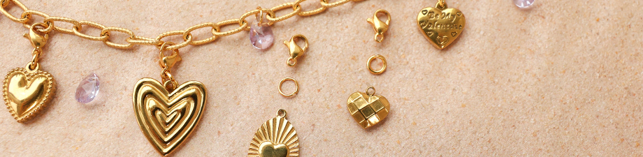 Collezione di ciondoli a cuore in acciaio inossidabile Collezione di ciondoli a cuore in acciaio inossidabile